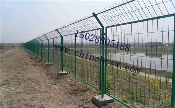 刺绳护栏网价格